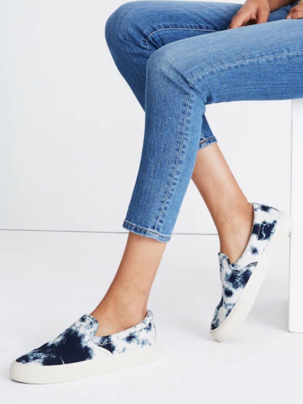 Madewell Sidewalk Slip on Tye dye Canvas sneakers in Navy blue and cream 8M